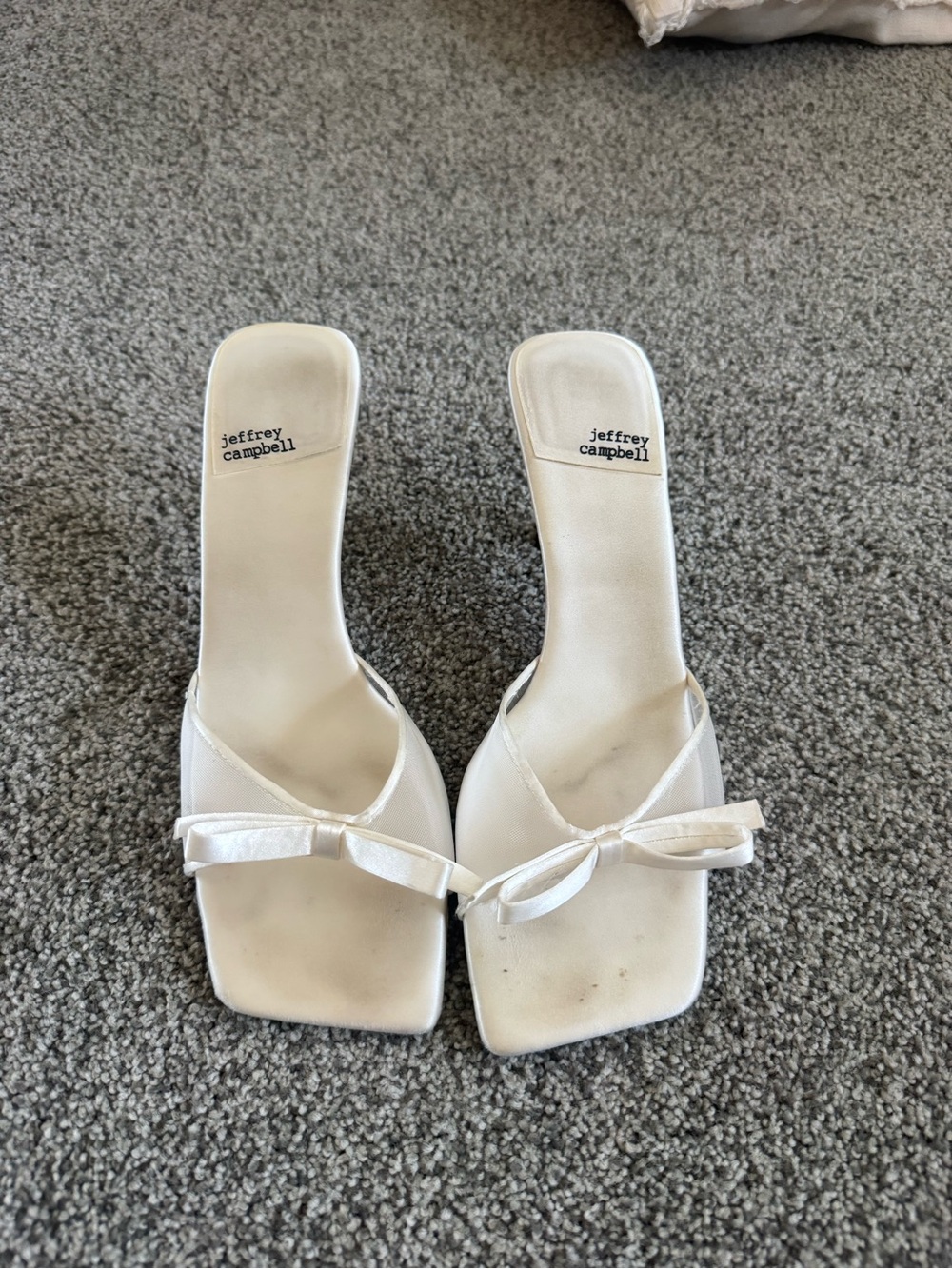 Jeffrey Campbell Ivory Satin Bow Slide Mules - Picture 4 of 7